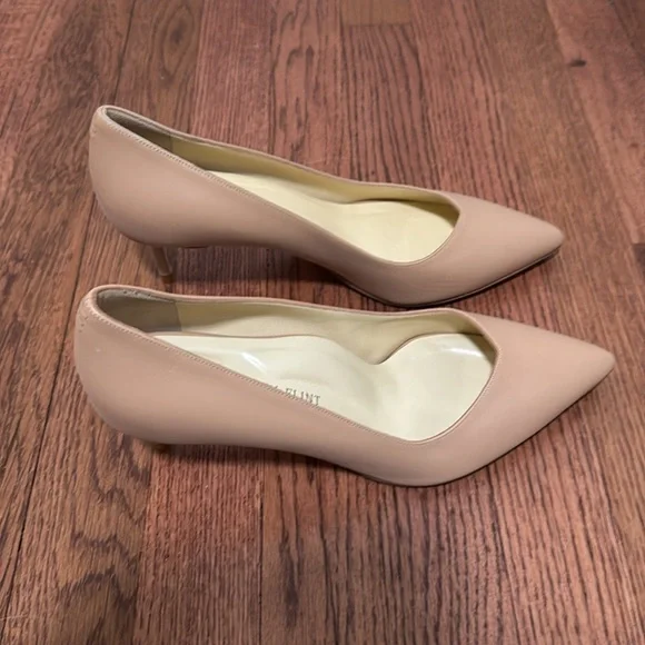 Sarah Flint Nude Kitten Heels - Picture 3 of 9